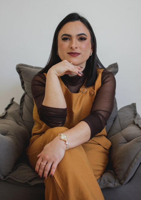 Paula Arrais, especialista em desenvolvimento de pessoas para clínicas